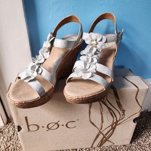 BOC women's floral wedge sandals